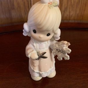 Like new precious moments statue